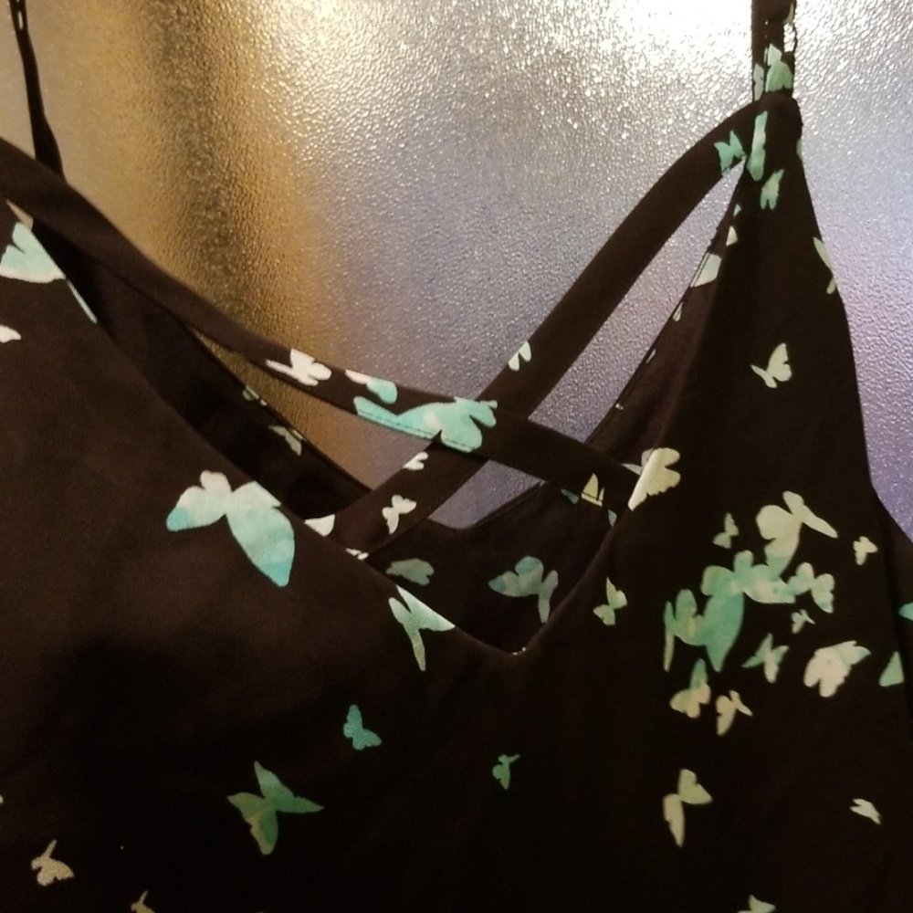 Torrid butterfly double layer tank top - Picture 3 of 5